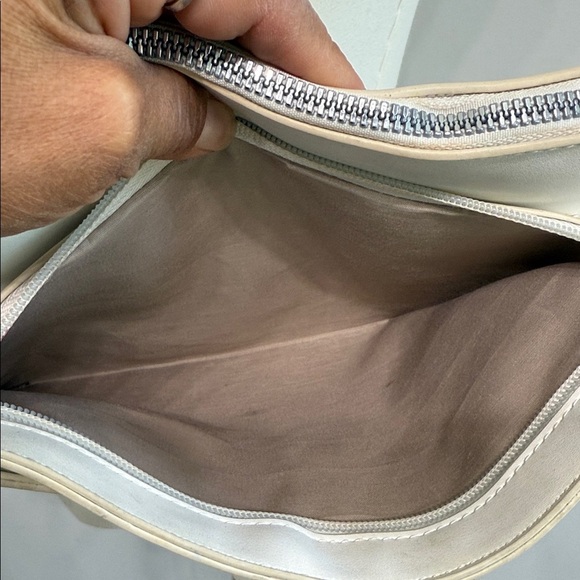 Sam Edelman White Crossbody Bag with Silver Accent - Picture 8 of 13